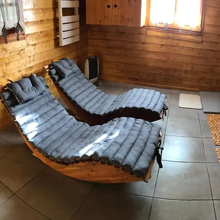 Шале De Charme Avec Piscine Et Sauna *