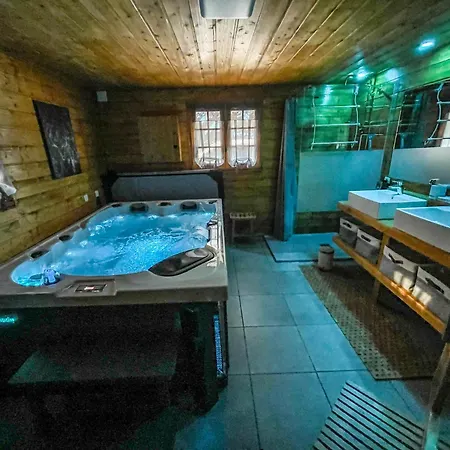 Avec Spa, Sauna Et Piscine Le Thillot