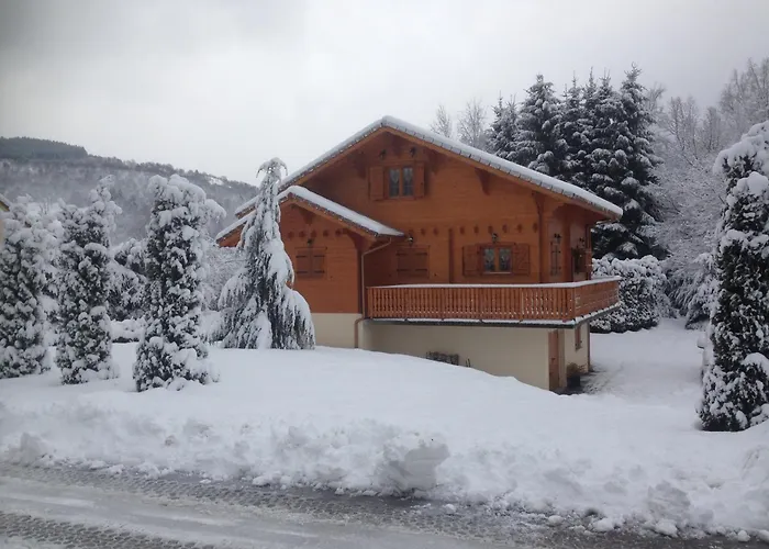 Avec Spa, Sauna Et Piscine Шале