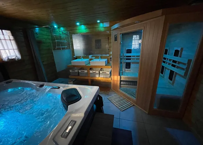 Шале Avec Spa, Sauna Et Piscine